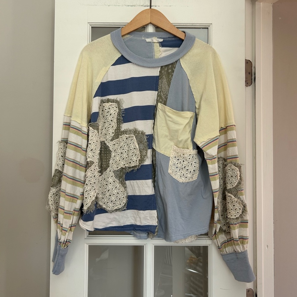 Oli & Hali Darling Daisy Flower Patchwork Oversized Long Sleeve Top Size S